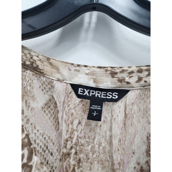 Express Women Blouse Small Brown Snake Skin Print Chiffon Tab Sleeve Half Button - Picture 3 of 8
